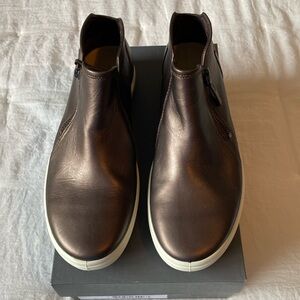 Leather high top women’s Ecco shoes